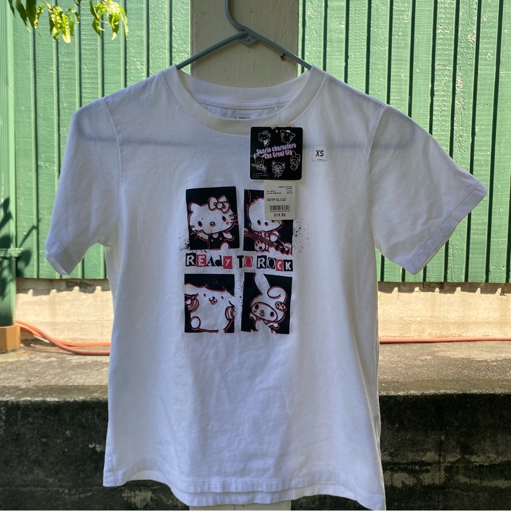 Sanrio Characters The Great Gig White Tshirt - BNWT - Size XS Women's